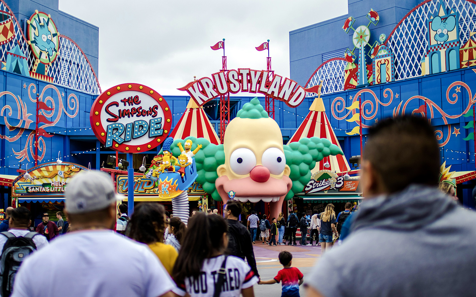 Visitors at The Simpsons Ride entrance, Krustyland, Universal Studios Hollywood.