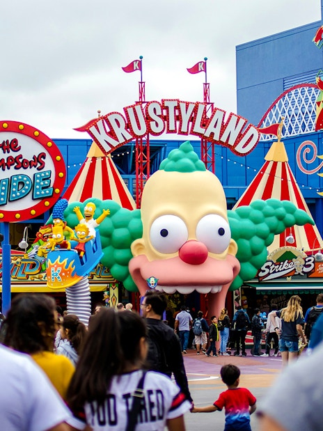 Visitors at The Simpsons Ride entrance, Krustyland, Universal Studios Hollywood.