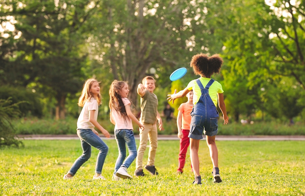 Children playing frisbee