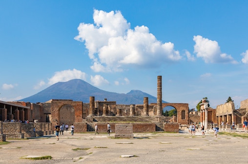 Von Neapel aus: Geführte Tour durch Pompeji und Herculaneum mit Transfers