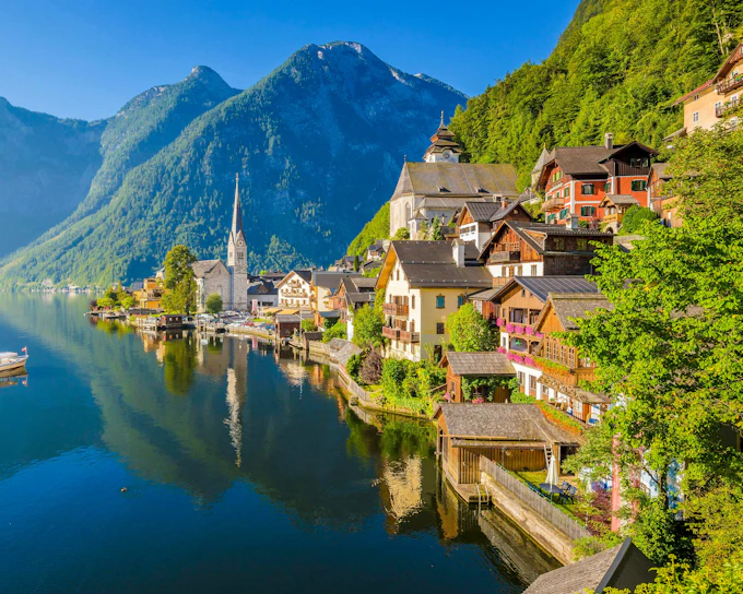 From Vienna: Hallstatt & Alpine Peaks Day Trip with Skywalk Lift