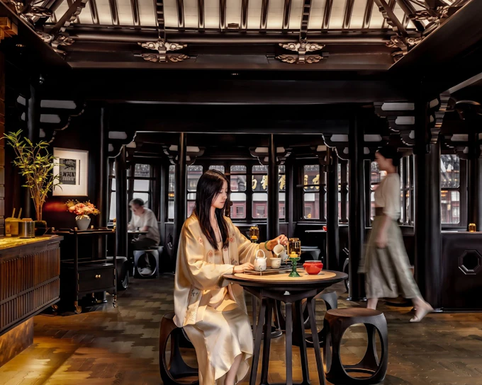 Huxinting Teahouse Tea Experience