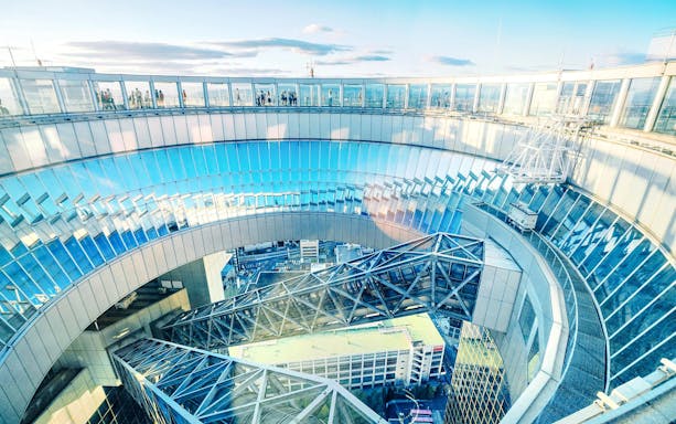 Kuchu Teien Observatory atop Umeda Sky Building in Osaka with city view.