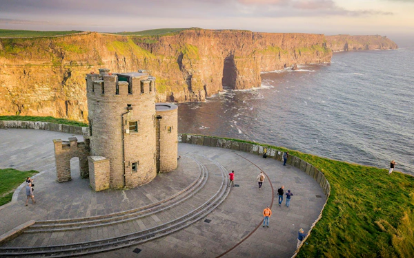 From Dublin: Cliffs of Moher, Burren & Galway Day Trip with Spanish Tour Guide