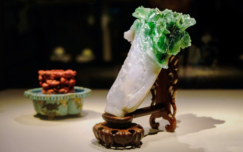 Jadeite Cabbage sculpture displayed at Taiwan Palace Museum.
