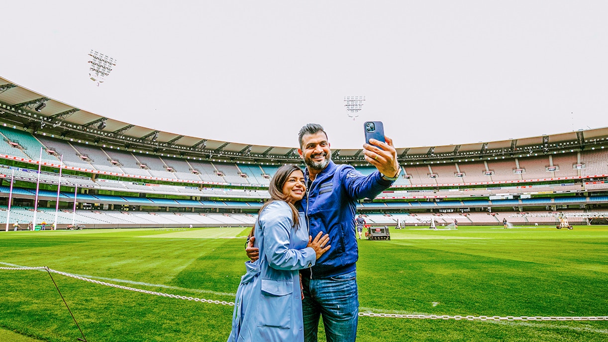 https://cdn-imgix.headout.com/media/images/8fcf39d8d6f477b8fca567ee41887c95-23681-melbourne-combo--melbourne-cricket-ground-tour-and-australian-sports-museum-entry-ticket-05.jpg