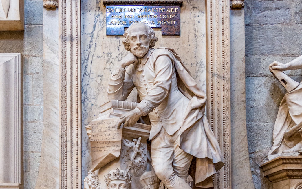 Statue of William Shakespeare in Westminster Abbey, London.