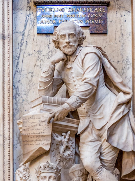 Statue of William Shakespeare in Westminster Abbey, London.
