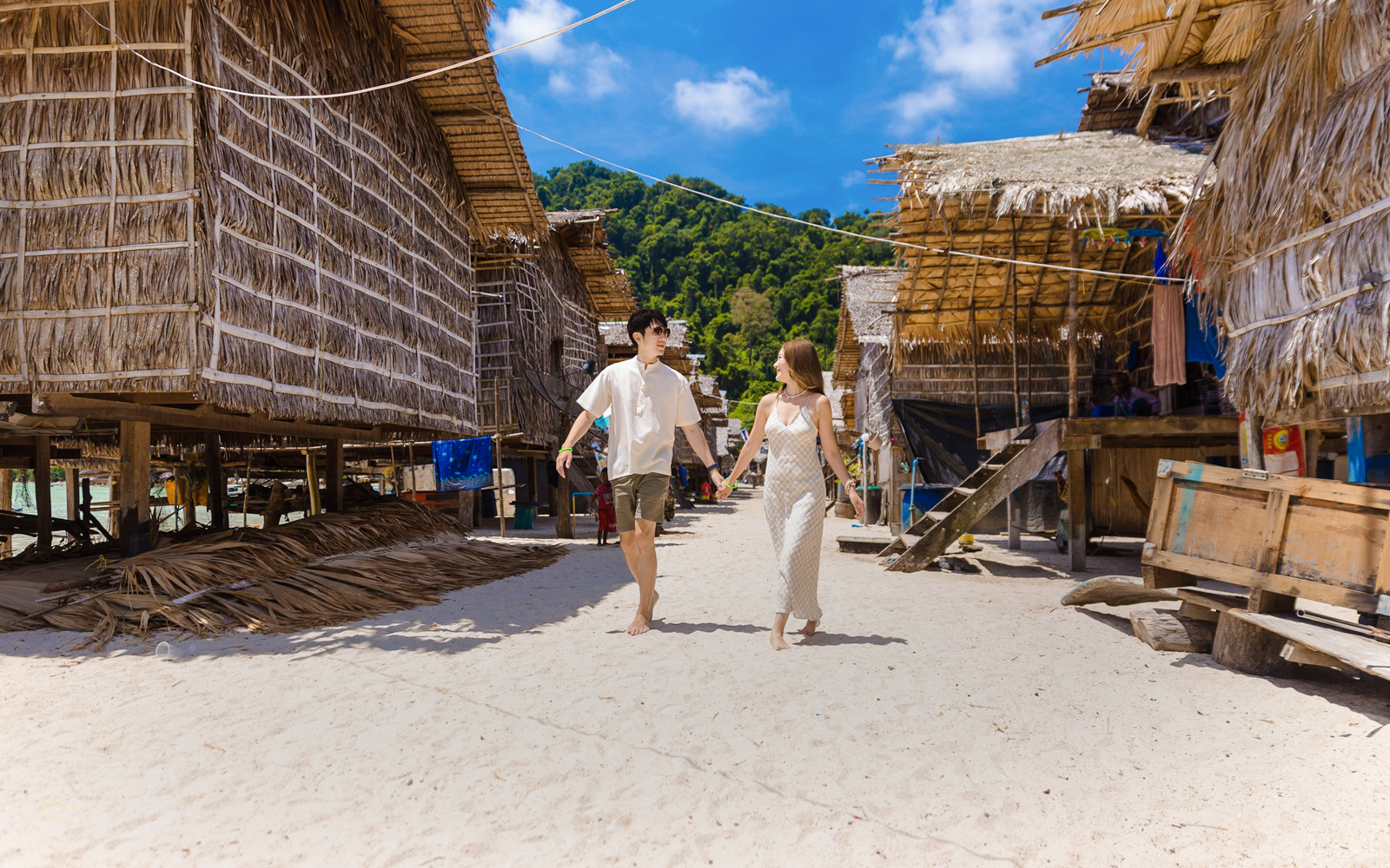 Deniz Çingenesi Moken Köyü