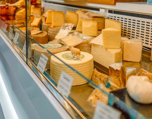 Visit a Fromagerie