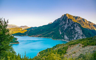 From Tirana: Bovilla Lake & Gamti Mountain Hiking Day Trip by Minivan