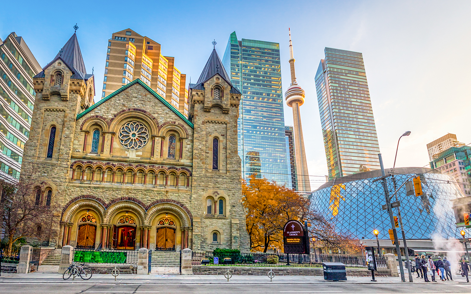 Tur i bil gjennom byen