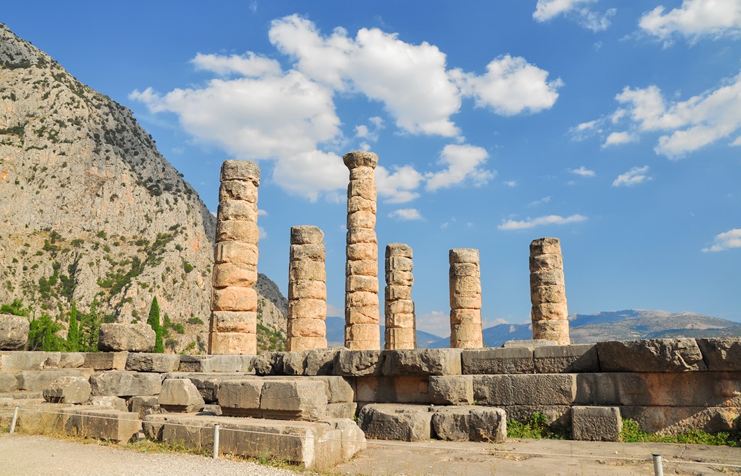 Delphic maxims, Temple of Apollo, Delphi
