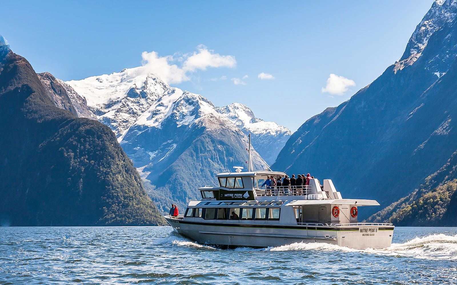 Explorando Milford Sound Headout Explorando Milford Sound Headout