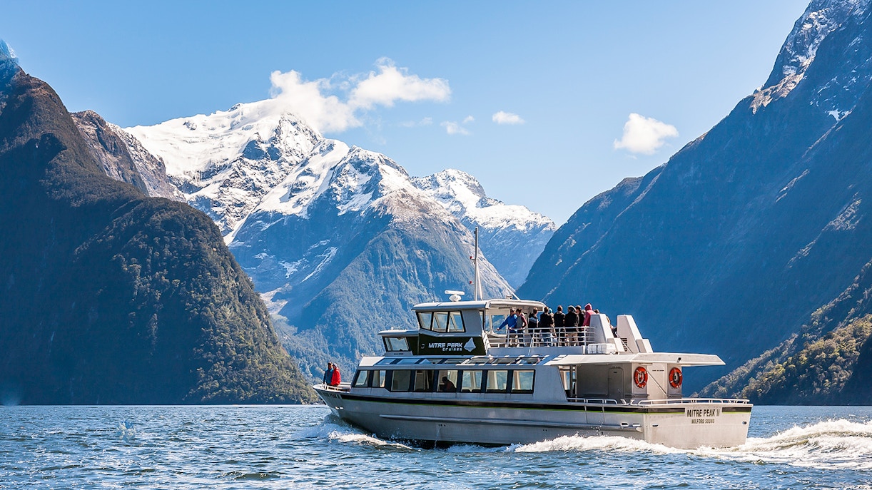 Cruise at Milford Sound