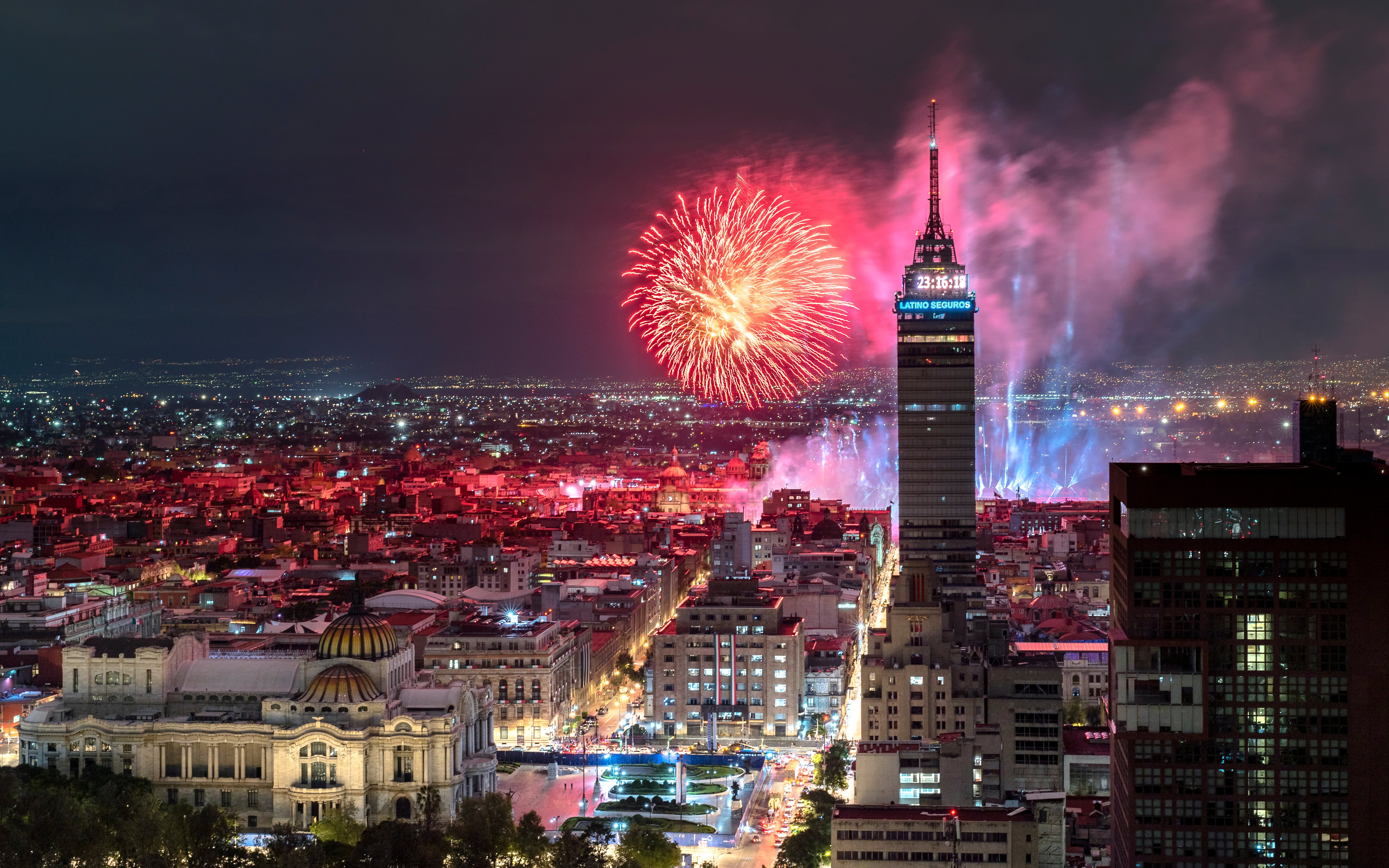Fireworks over Mexico City skyline during Independence Day celebrations.
