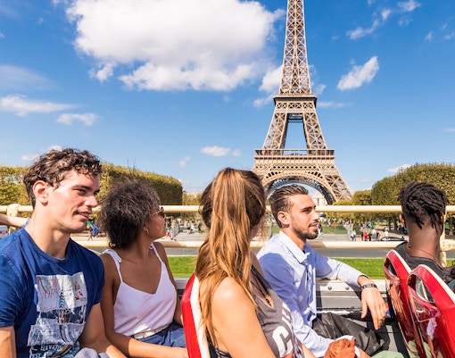 Tourists entering the Pantheon in Paris via Big Bus tour