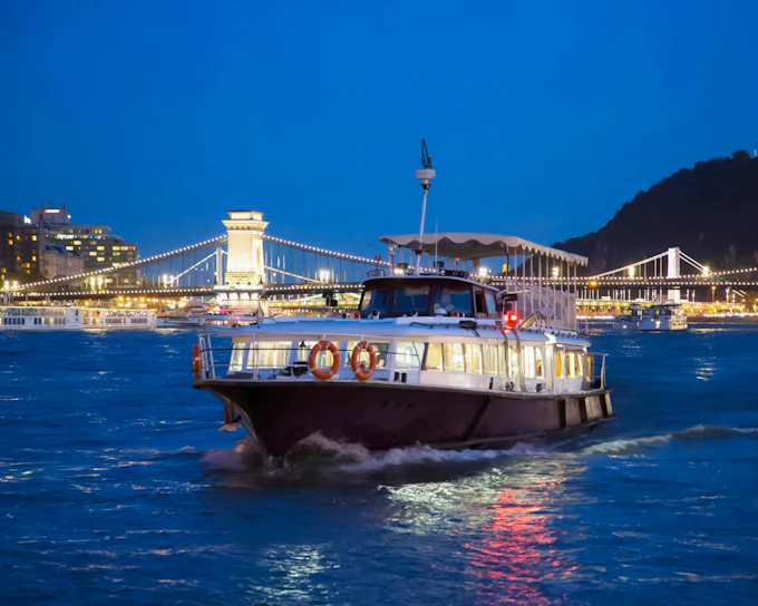 Budapest Danube River Nighttime Sightseeing Cruise