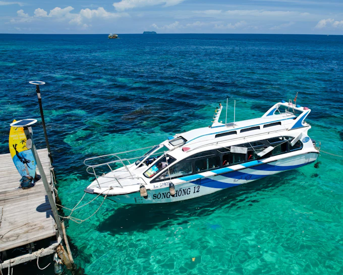 4 Island Tour with Snorkelling, Lunch & Transfers