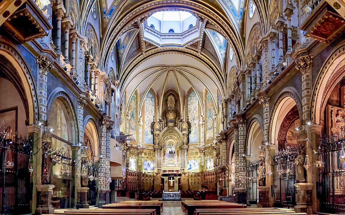 full-day tour of montserrat with priority access to black madonna & sacristy-6 full-day tour of montserrat with priority access to black madonna & sacristy-6