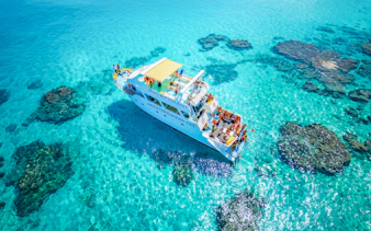 fra limassol: cruise til den blå lagunen og tur til afrodites fødested-1
