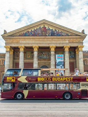 Open-top Big Bus Budapest in front of the Hungarian Art Museum.