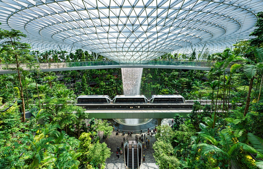 Jewel Changi - Discovery Slides