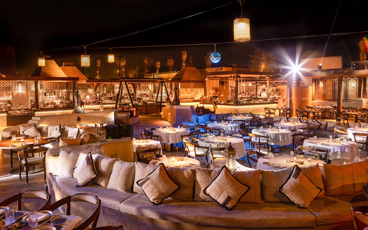 buffet dinner at bab al shams al hadheerah restaurant with live entertainment-6 buffet dinner at bab al shams al hadheerah restaurant with live entertainment-6