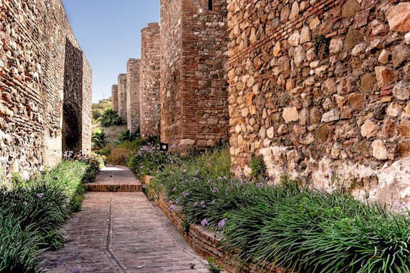 3-hour guided tour of málaga with roman theater, alcazaba & cathedral tickets-6