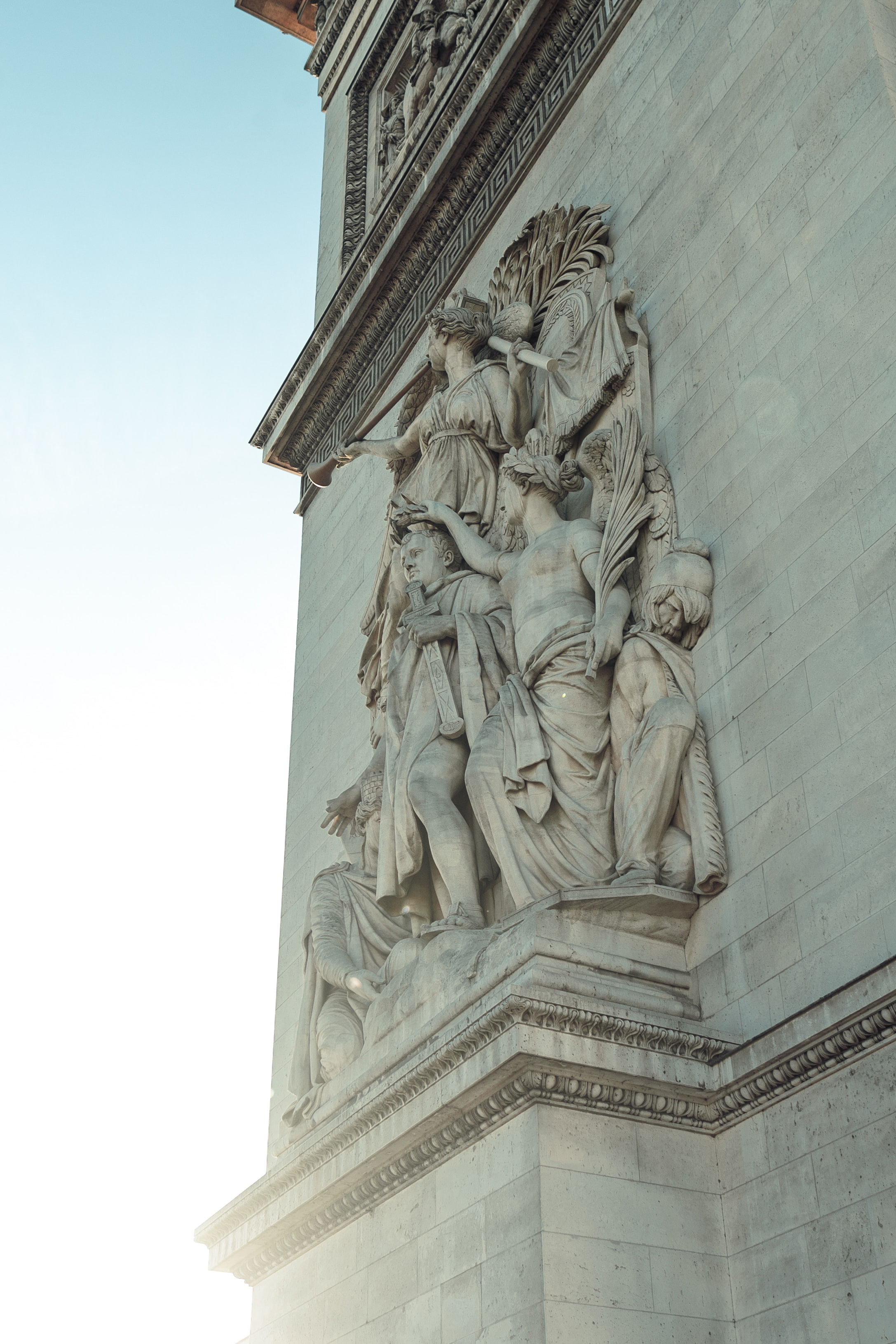 altezza arco di trionfo