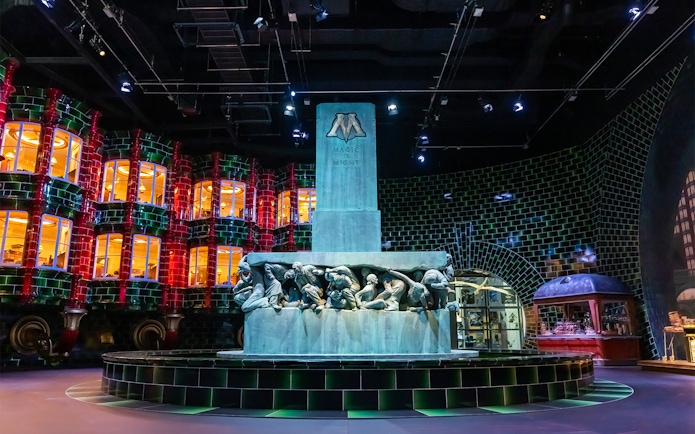 Ministry of Magic atrium statue at Warner Bros. Studio Tour Tokyo.
