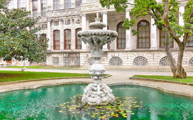 Fountain in the gardens of Dolmabahçe Palace, Istanbul, Turkey.