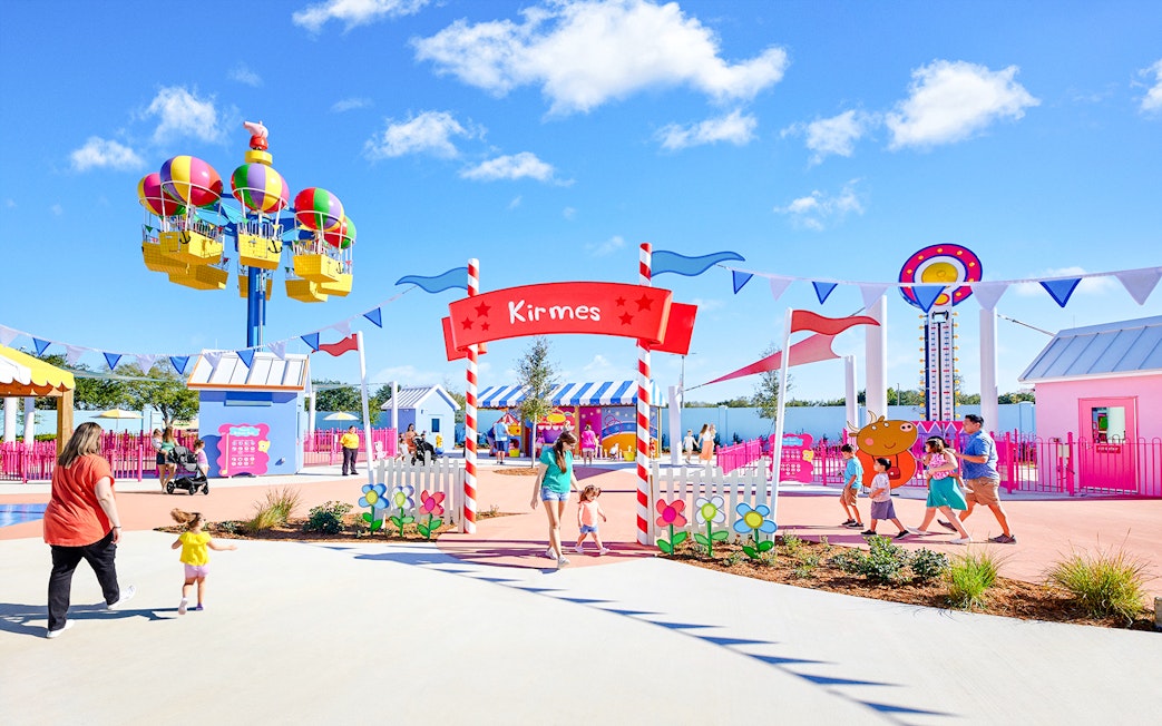 Guests enjoying attractions at Peppa Pig Park in Günzburg.