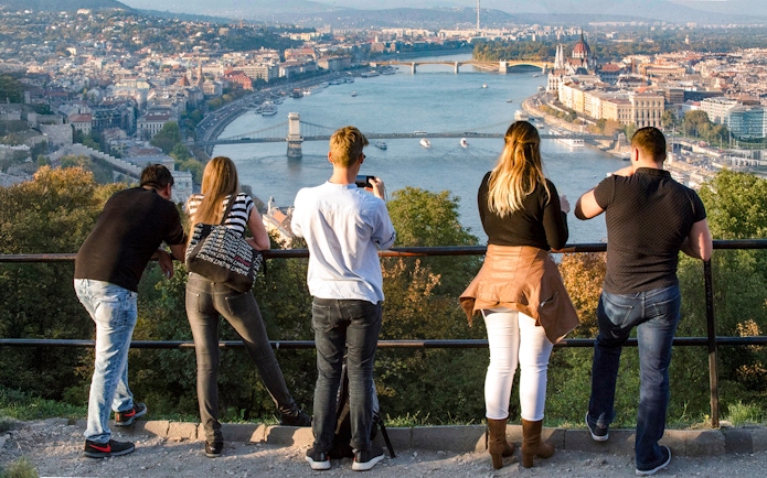 Visitors viewing Erzsébet Bridge and Danube River on Budapest city tour.