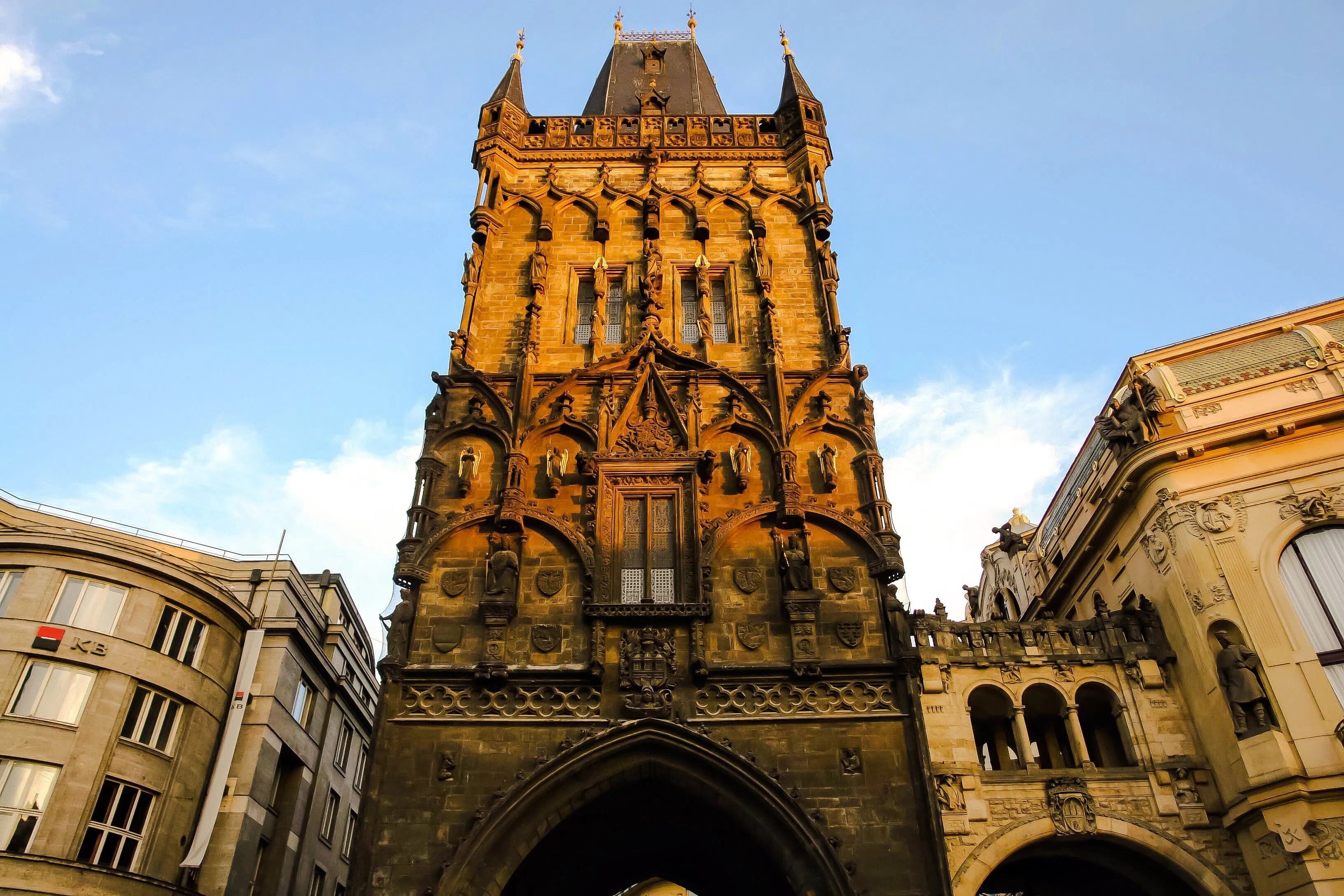 Prague Old Town: Mystery of the Professor Quest