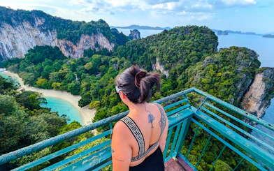 From Railay: Private Longtail Boat Island-Hopping Tour