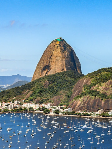 Sugar Loaf Mountain and Botafogo Cove viewed from Mirante do Pedrao, Rio de Janeiro.
