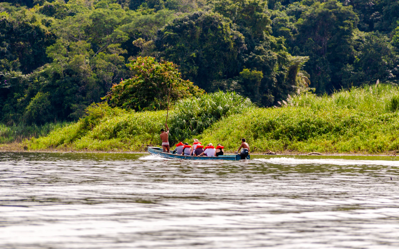 Emberá Purú Biakirú Village Guided Tour with Waterfall Visit Image 3