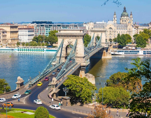 Szechenyi Chain Bridge