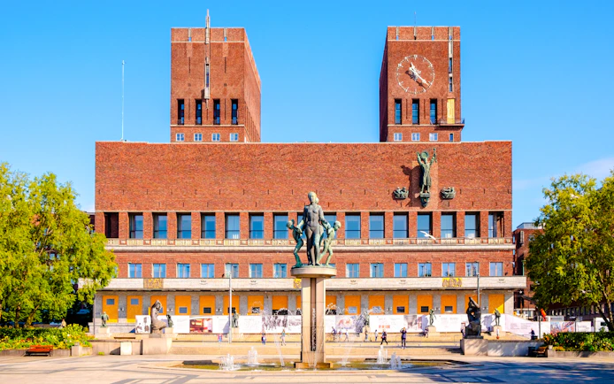 Oslo Old Town Private Walking Tour and Fjord Cruise Tickets