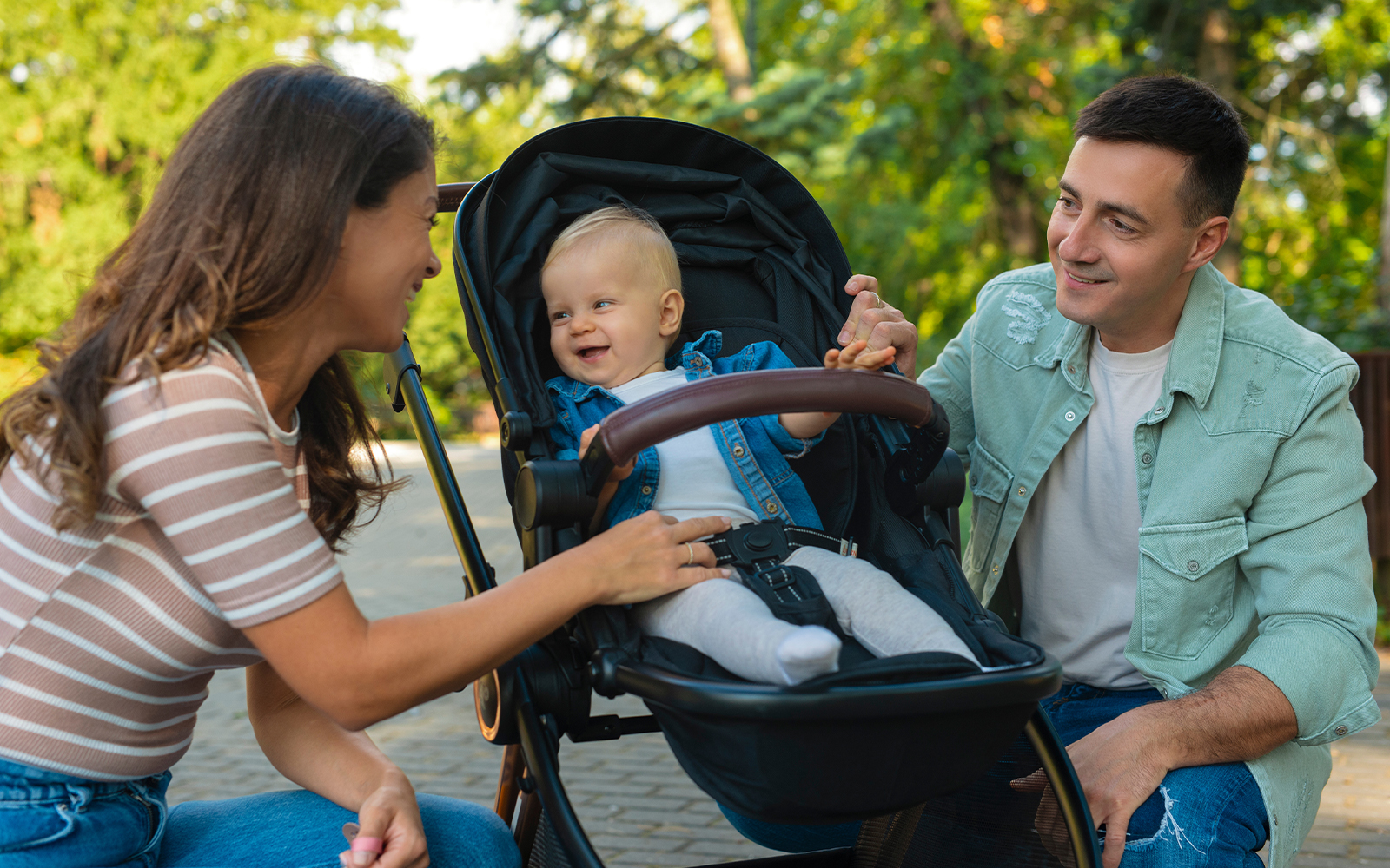 young children in a stroller