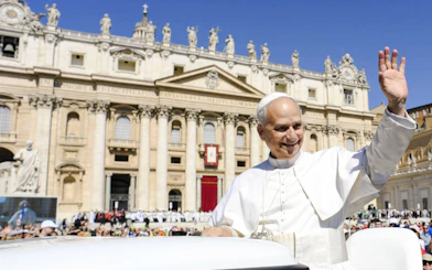 Papal Audience Tickets with Hotel Delivery in Rome