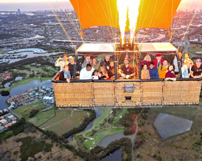 Gold Coast Hot Air Balloon Flight with Sirromet Winery Experience