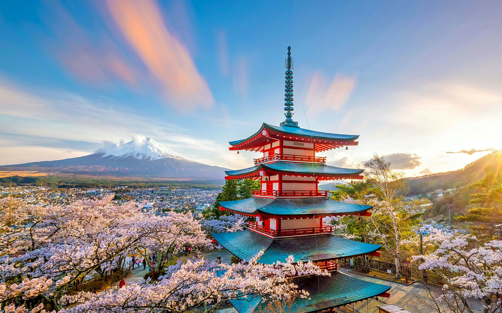 Chureito pagoda with Mt. Fuji in the background