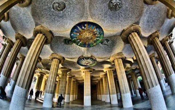 barcelona: park güell-ervaring met audiogids in meerdere talen -3