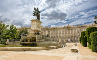 Equestrian statue and fountain in front of the Royal Palace, Madrid.