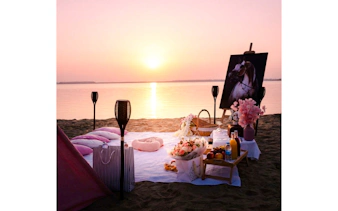dubai beach horse riding with private picnic for two-4