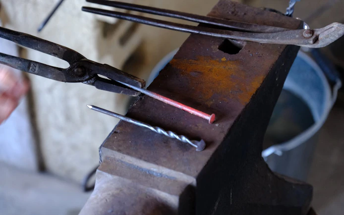 Osaka: Guided Tour of Mochi Tasting, Traditional Knife Maker or Blacksmith