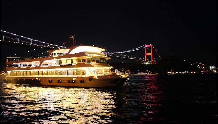 Bosphorus cruise