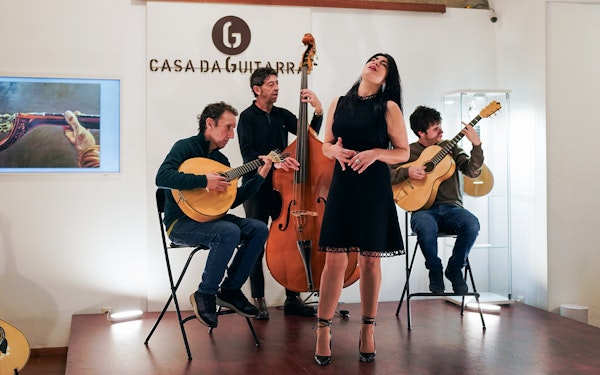 Tickets to Fado Show at Casa da Guitarra